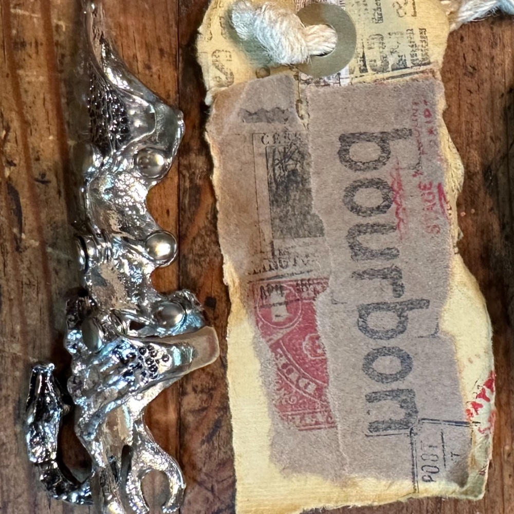 halloween rings FREE WITH A PURCHASE - Picture 13 of 16
